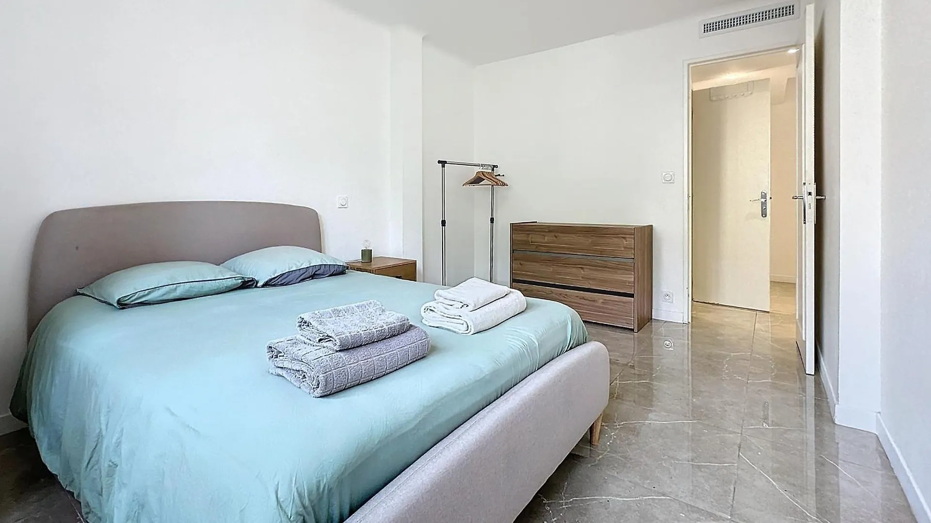 Intuition - 3 Pieces - 10Min Croisette Apartment Cannes France